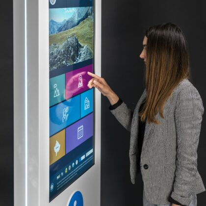 Hola 43 - Details 2 Hola 43 - Details 2